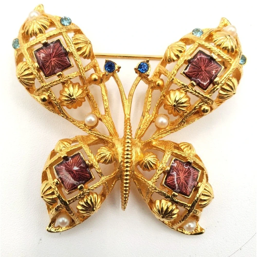 Vintage Avon Butterfly Brooch Gold Tone Beauty